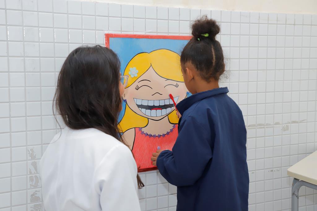 Barueri amplia Programa Saúde na Escola e alcança mais de 66 mil estudantes