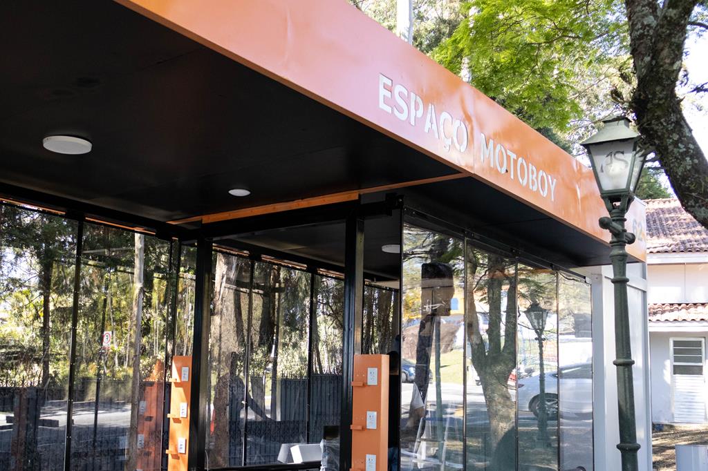 Barueri fortalece apoio a motoboys com novo espaço na Aldeia da Serra