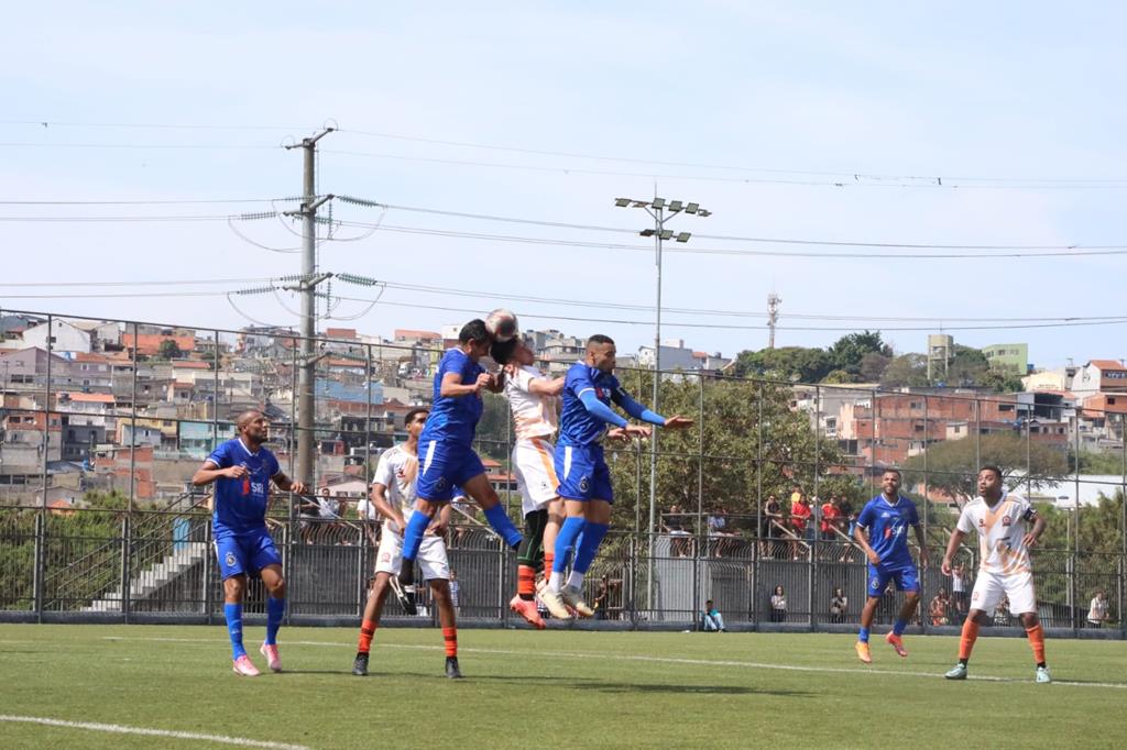 Campeonato Amador de Barueri define semifinalistas do futebol de campo e finalistas do futsal
