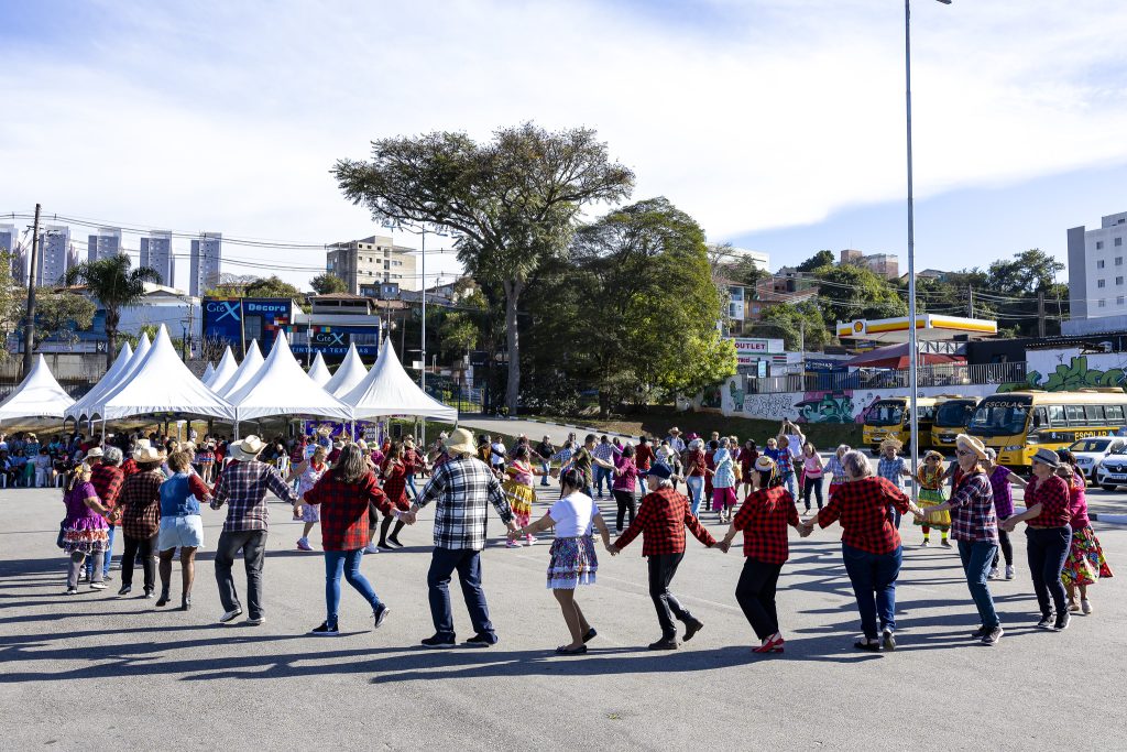 Itapevi Celebra Tradição Junina com o Arraiá 60+ no Parque da Cidade