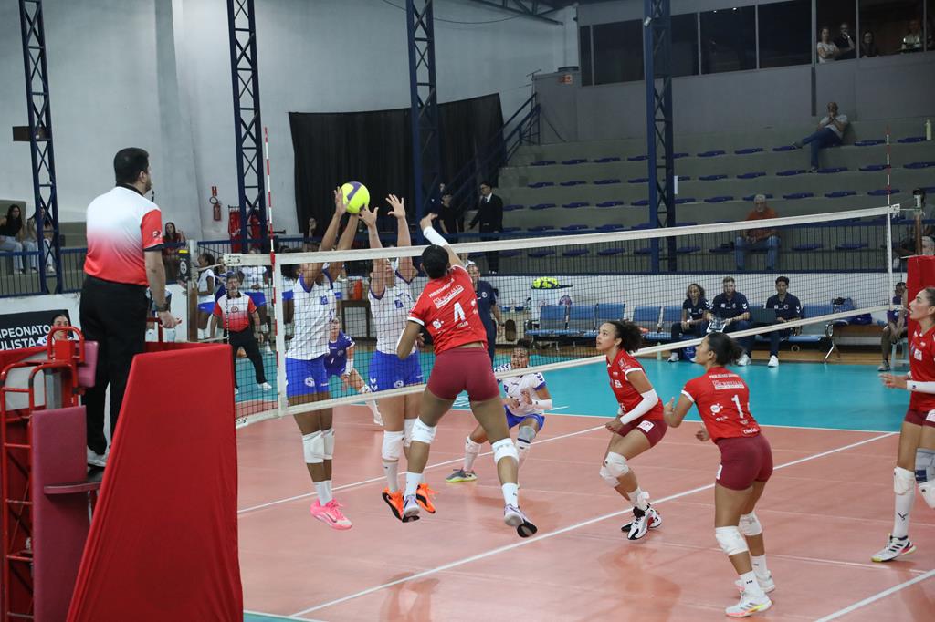Paulistano Volley Barueri Inicia Campeonato Paulista Feminino 2026 com Vitória Contundente