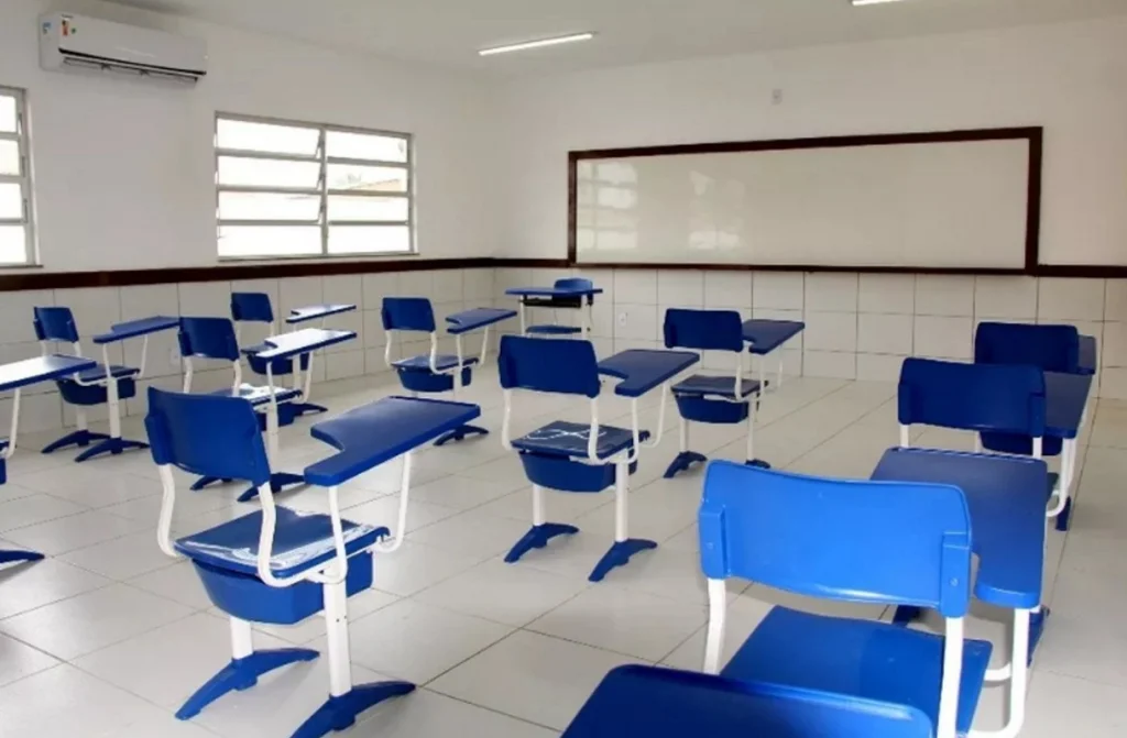 Ventos intensos levam Caraguatatuba e Ubatuba a suspenderem aulas